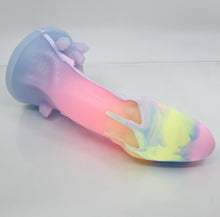 Load image into Gallery viewer, U4MEL92 Vaeriya O/S 0050 UV GITD