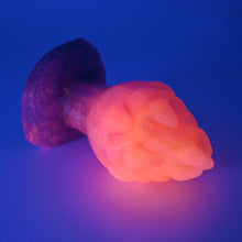 Load image into Gallery viewer, F3TFQ74 Dragonfruit Plug Medium NC 0031 UV CS