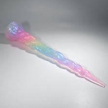 Load image into Gallery viewer, S2TGT00 Sera's Horn Small NC 0031 UV CS