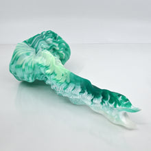 Load image into Gallery viewer, V2MER97 Snark's Maw Small 0050 UV GITD