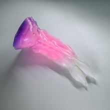 Load image into Gallery viewer, V2SHX51 Snark's Maw Small 0030 UV CS