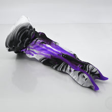 Load image into Gallery viewer, V2SDU18 Snark's Maw Small 0030 UV GITD