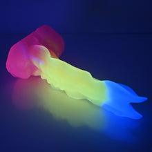Load image into Gallery viewer, V2TDU19 Snark's Maw Small NC 0031 UV CS