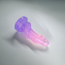 Load image into Gallery viewer, 32THX99 Celia Small NC 0031 UV CS