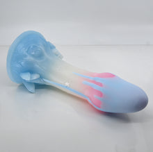 Load image into Gallery viewer, U4XDV73 Vaeriya O/S 0020 UV GITD