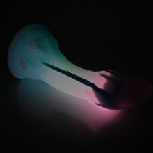 Load image into Gallery viewer, U4XDV73 Vaeriya O/S 0020 UV GITD