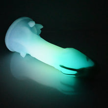 Load image into Gallery viewer, U4MDV74 Vaeriya O/S 0050 UV GITD *FLOP*