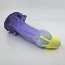 Load image into Gallery viewer, U4MDV76 Vaeriya O/S 0050 UV GITD *FLOP*