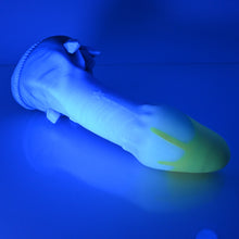 Load image into Gallery viewer, U4MDV76 Vaeriya O/S 0050 UV GITD *FLOP*