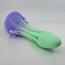 Load image into Gallery viewer, U4MDV79 Vaeriya O/S 0050 UV GITD