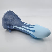 Load image into Gallery viewer, U4MDV80 Vaeriya O/S 0050 UV GITD