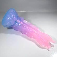 Load image into Gallery viewer, V2TEX62 Snark's Maw Small NC 0031 UV CS