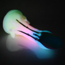 Load image into Gallery viewer, U4MDX29 Vaeriya O/S 0050 UV GITD
