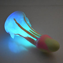 Load image into Gallery viewer, U2MEZ28 Vaeriya Small 0050 UV GITD