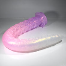 Load image into Gallery viewer, E4TFA18 Illex Large NC 0031 UV CS