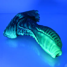 Load image into Gallery viewer, X3SEB83 Shin Medium 0030 UV GITD