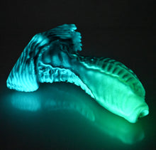 Load image into Gallery viewer, X3SED67 Shin Medium 0030 UV GITD