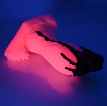 Load image into Gallery viewer, X3SED68 Shin Medium 0030 UV GITD