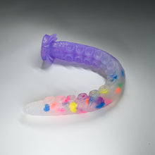 Load image into Gallery viewer, E4THF39 Illex Large NC 0031 UV GITD CS