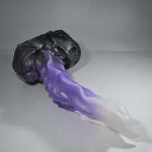Load image into Gallery viewer, V3SED37 Snark's Maw Medium 0030 UV GITD CS