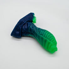 Load image into Gallery viewer, X3XJM49 Shin Medium 0020 UV GITD
