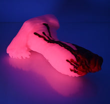 Load image into Gallery viewer, X3MEH42 Shin Medium 0050 UV GITD