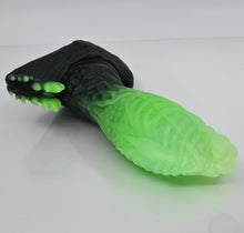 Load image into Gallery viewer, X3XEK43 Shin Medium 0020 UV GITD