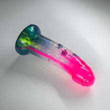 Load image into Gallery viewer, T2THP44 Titan Small NC 0031 UV CS