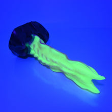 Load image into Gallery viewer, V3MBP40 Snark's Maw Medium 0050 UV GITD