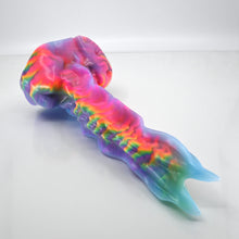 Load image into Gallery viewer, V3SBP38 Snark's Maw Medium 0030 UV GITD