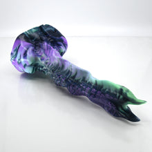 Load image into Gallery viewer, V3MBP33 Snark's Maw Medium 0050 UV GITD