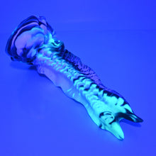 Load image into Gallery viewer, V3MBP33 Snark's Maw Medium 0050 UV GITD