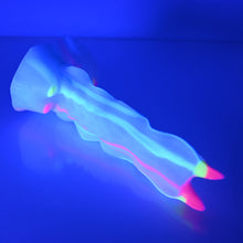 Load image into Gallery viewer, V2SBQ43 Snark's Maw Small 0030 UV GITD
