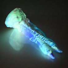 Load image into Gallery viewer, V3MBQ59 Snark's Maw Medium 0050 UV GITD