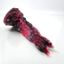 Load image into Gallery viewer, V3MBQ58 Snark's Maw Medium 0050 UV GITD