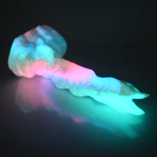 Load image into Gallery viewer, V3MDN62 Snark's Maw Medium 0050 UV GITD CS