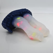 Load image into Gallery viewer, A2TCP54 Auren Small NC 0031 UV GITD