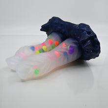 Load image into Gallery viewer, A3TCP57 Auren Medium NC 0031 UV GITD