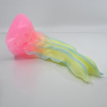 Load image into Gallery viewer, V3SCR95 Snark's Maw Medium 0030 UV GITD