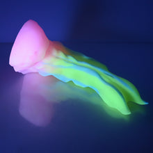 Load image into Gallery viewer, V3SCR95 Snark's Maw Medium 0030 UV GITD