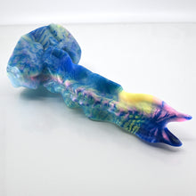Load image into Gallery viewer, V2SBR55 Snark's Maw Small 0030 UV GITD