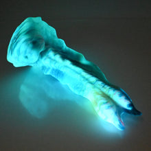 Load image into Gallery viewer, V2SBR55 Snark's Maw Small 0030 UV GITD