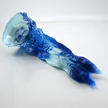 Load image into Gallery viewer, V3MBR65 Snark's Maw Medium 0050 UV GITD