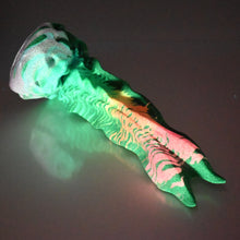 Load image into Gallery viewer, V3SBR63 Snark's Maw Medium 0030 UV GITD