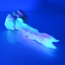 Load image into Gallery viewer, V2MBS81 Snark's Maw Small 0050 UV GITD