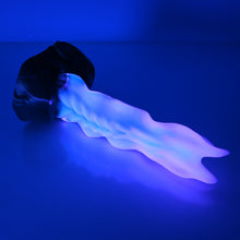 Load image into Gallery viewer, V2SBS80 Snark's Maw Small 0030 UV GITD