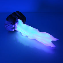 Load image into Gallery viewer, V2SBS79 Snark's Maw Small 0030 UV GITD