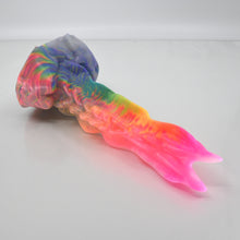 Load image into Gallery viewer, V2SBS77 Snark's Maw Small 0030 UV GITD