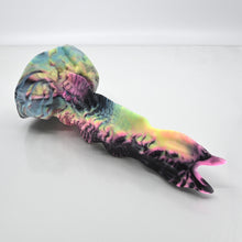 Load image into Gallery viewer, V2MBS76 Snark's Maw Small 0050 UV GITD