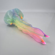 Load image into Gallery viewer, V3SBS91 Snark's Maw Medium 0030 UV GITD